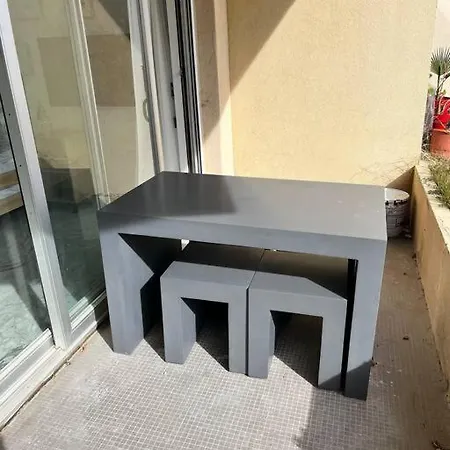 Lägenhet Cosy Avec Terrasse Sur La *